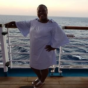 Meet your Posher, Yolanda